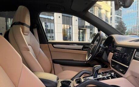 Porsche Cayenne III, 2023 год, 10 900 000 рублей, 8 фотография