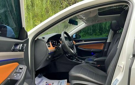 Volkswagen Bora, 2023 год, 1 650 000 рублей, 10 фотография