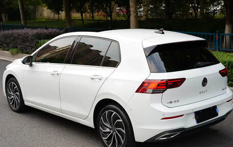 Volkswagen Golf VIII, 2022 год, 2 150 000 рублей, 5 фотография