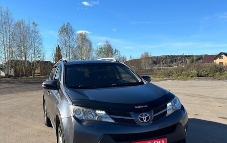 Toyota RAV4, 2015 год, 1 650 000 рублей, 1 фотография
