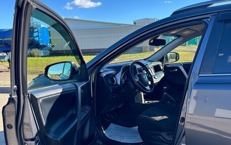 Toyota RAV4, 2015 год, 1 650 000 рублей, 12 фотография