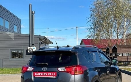 Toyota RAV4, 2015 год, 1 650 000 рублей, 6 фотография