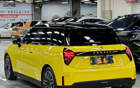 MINI Hatch, 2024 год, 3 550 000 рублей, 5 фотография