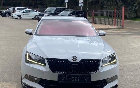 Skoda Superb III рестайлинг, 2016 год, 2 580 000 рублей, 5 фотография