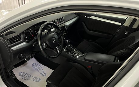 Skoda Superb III рестайлинг, 2016 год, 2 580 000 рублей, 15 фотография