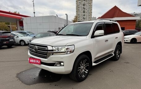 Toyota Land Cruiser 200, 2015 год, 6 000 000 рублей, 7 фотография