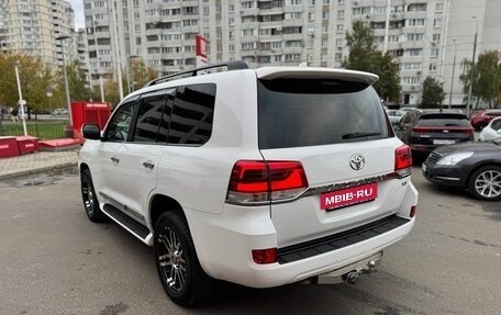 Toyota Land Cruiser 200, 2015 год, 6 000 000 рублей, 5 фотография