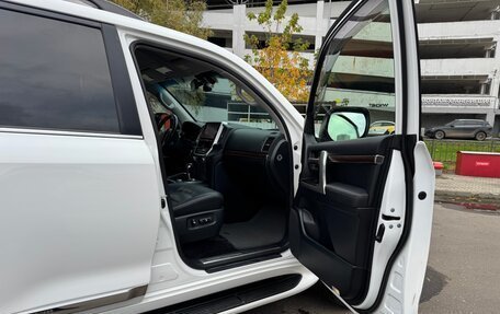 Toyota Land Cruiser 200, 2015 год, 6 000 000 рублей, 15 фотография