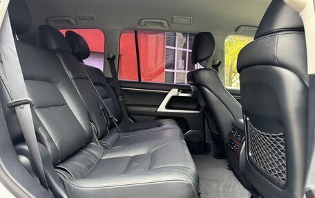 Toyota Land Cruiser 200, 2015 год, 6 000 000 рублей, 14 фотография
