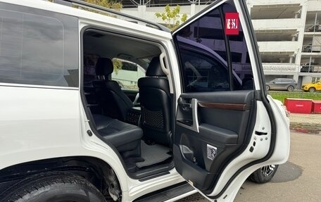 Toyota Land Cruiser 200, 2015 год, 6 000 000 рублей, 13 фотография