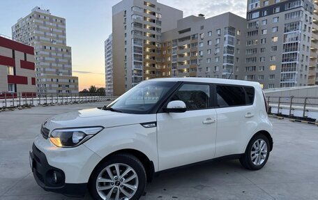 KIA Soul II рестайлинг, 2016 год, 1 285 000 рублей, 4 фотография