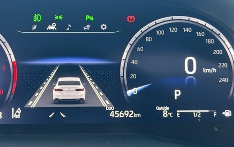 Toyota Camry, 2023 год, 3 700 000 рублей, 9 фотография
