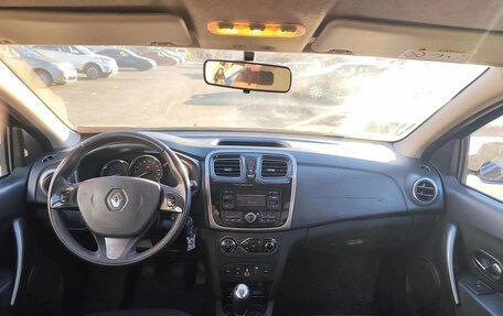 Renault Sandero II рестайлинг, 2015 год, 930 000 рублей, 13 фотография