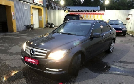 Mercedes-Benz C-Класс, 2012 год, 850 000 рублей, 3 фотография