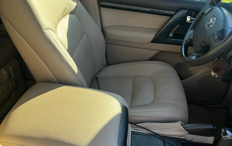 Toyota Land Cruiser 200, 2012 год, 3 450 000 рублей, 6 фотография