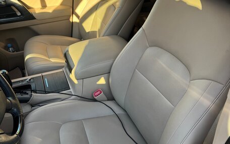 Toyota Land Cruiser 200, 2012 год, 3 450 000 рублей, 21 фотография