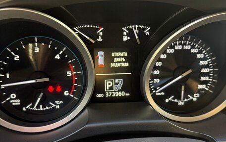 Toyota Land Cruiser 200, 2012 год, 3 450 000 рублей, 24 фотография