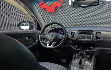 KIA Sportage III, 2011 год, 999 000 рублей, 13 фотография