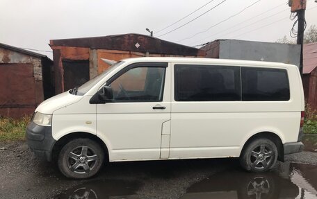 Volkswagen Transporter T5 рестайлинг, 2006 год, 850 000 рублей, 1 фотография