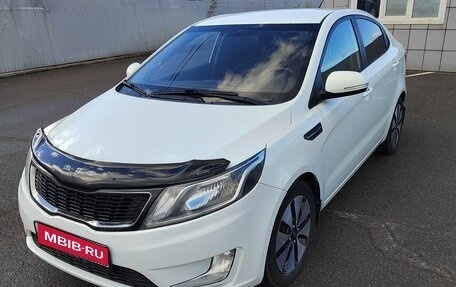 KIA Rio III рестайлинг, 2013 год, 950 000 рублей, 1 фотография