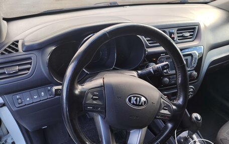 KIA Rio III рестайлинг, 2013 год, 950 000 рублей, 7 фотография