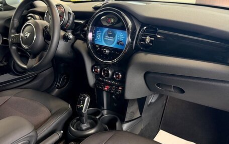 MINI Hatch, 2022 год, 2 690 000 рублей, 5 фотография