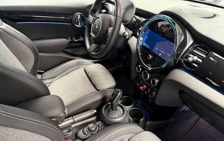 MINI Hatch, 2023 год, 2 020 000 рублей, 6 фотография