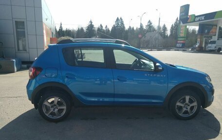 Renault Sandero II рестайлинг, 2016 год, 930 000 рублей, 4 фотография
