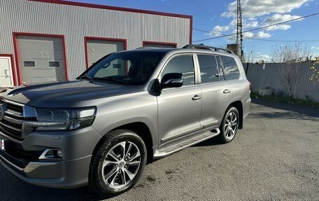 Toyota Land Cruiser 200, 2020 год, 7 500 000 рублей, 3 фотография