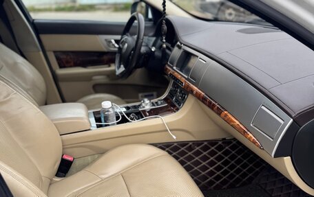 Jaguar XF I рестайлинг, 2011 год, 1 450 000 рублей, 12 фотография