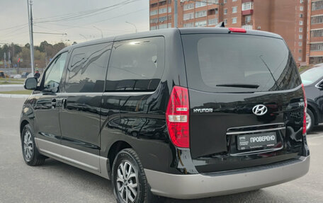 Hyundai H-1 II рестайлинг, 2021 год, 3 240 000 рублей, 11 фотография
