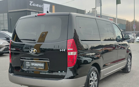 Hyundai H-1 II рестайлинг, 2021 год, 3 240 000 рублей, 9 фотография