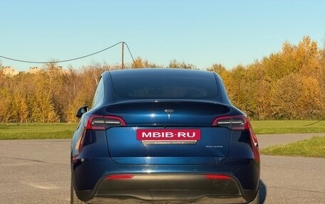 Tesla Model Y I, 2021 год, 4 100 000 рублей, 5 фотография