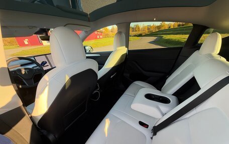 Tesla Model Y I, 2021 год, 4 100 000 рублей, 7 фотография