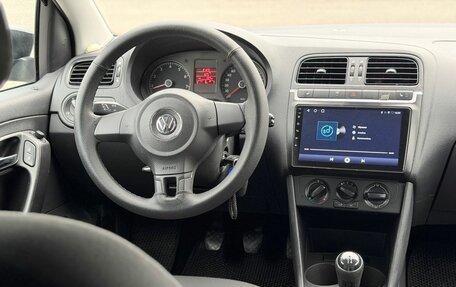 Volkswagen Polo VI (EU Market), 2013 год, 720 000 рублей, 24 фотография