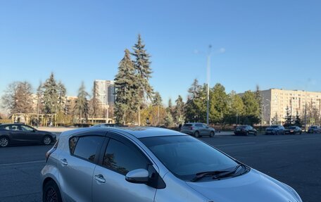 Toyota Aqua I, 2017 год, 1 050 000 рублей, 3 фотография