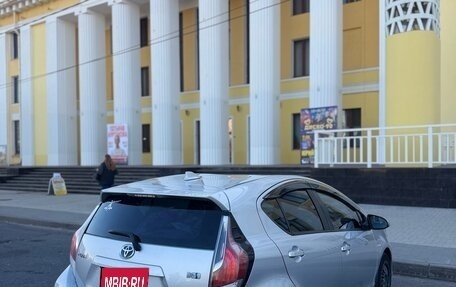 Toyota Aqua I, 2017 год, 1 050 000 рублей, 7 фотография