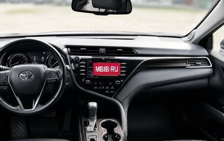 Toyota Camry, 2020 год, 3 150 000 рублей, 6 фотография