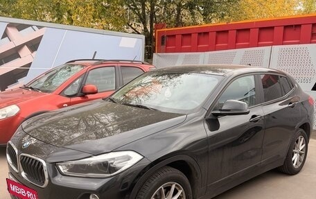 BMW X2, 2018 год, 2 500 000 рублей, 2 фотография
