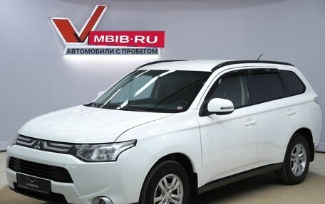 Mitsubishi Outlander III рестайлинг 3, 2013 год, 1 150 000 рублей, 1 фотография