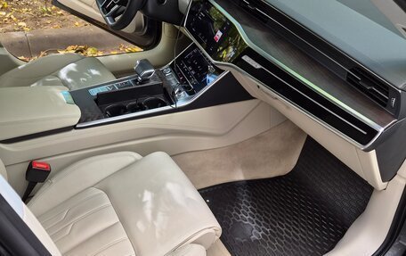 Audi A6, 2019 год, 4 300 000 рублей, 14 фотография