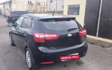 KIA Rio III рестайлинг, 2014 год, 880 000 рублей, 2 фотография
