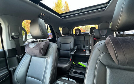 Ford Explorer VI, 2020 год, 3 000 000 рублей, 10 фотография