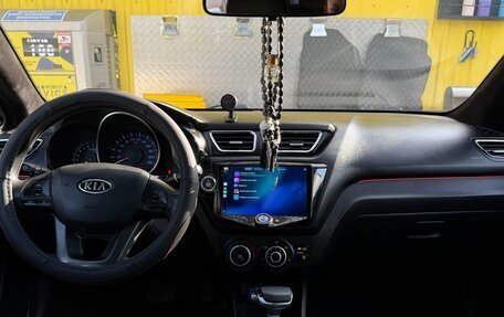 KIA Rio III рестайлинг, 2011 год, 750 000 рублей, 9 фотография