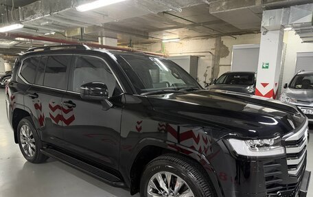 Toyota Land Cruiser, 2026 год, 14 000 000 рублей, 4 фотография