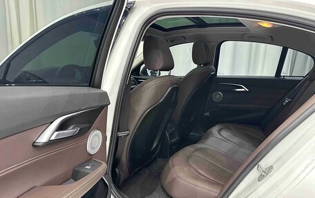 BMW 1 серия, 2023 год, 1 700 000 рублей, 13 фотография