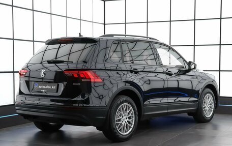 Volkswagen Tiguan II, 2020 год, 2 870 000 рублей, 4 фотография