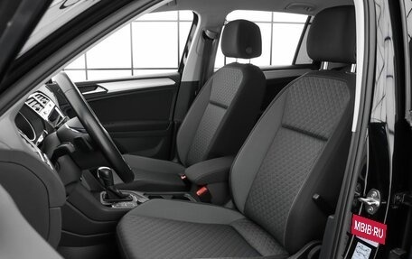 Volkswagen Tiguan II, 2020 год, 2 870 000 рублей, 10 фотография