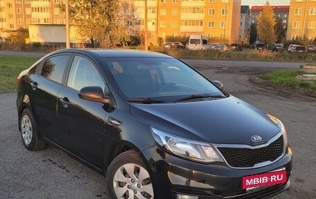 KIA Rio III рестайлинг, 2015 год, 580 000 рублей, 2 фотография