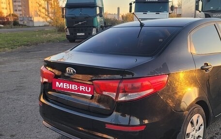 KIA Rio III рестайлинг, 2015 год, 580 000 рублей, 3 фотография